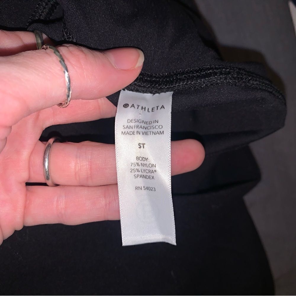 Athleta Elation Capri leggings Small - Picture 3 of 7
